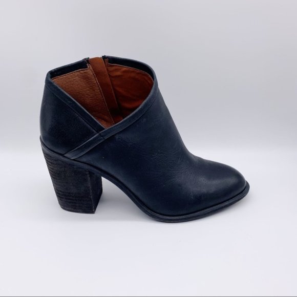 Lucky Brand Shoes - Lucky Brand Salza Leather Black Boots